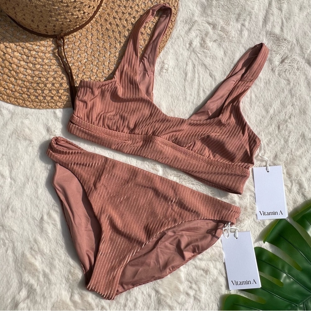 Vitamin A Ribbed Pink Sands Shimmer Bikini NWT M Sienna Scoop Top Midori Bottom - Picture 3 of 8